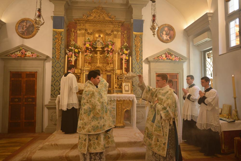 Encensement du sous-diacre